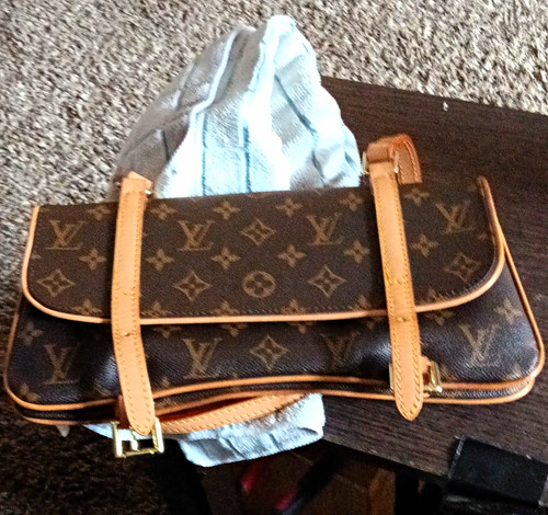 Louis vuitton monogram - louis,