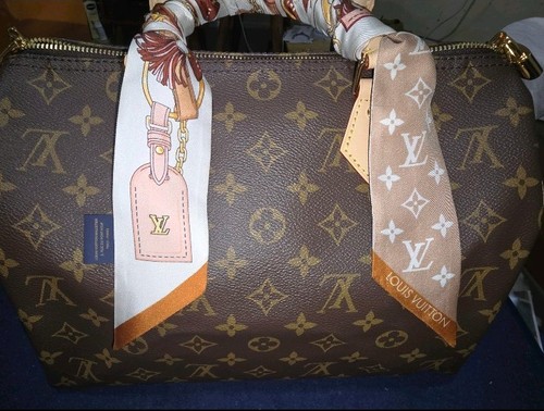Louis vuitton monogram - louis, canvas