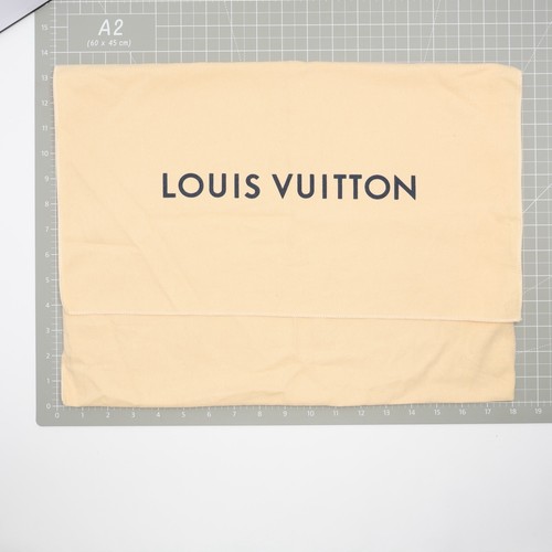 Authentic louis vuitton - louis,