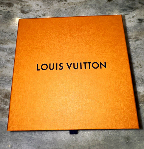Authentic louis vuitton empty - louis,