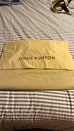 Louis vuitton monogram giant - louis,