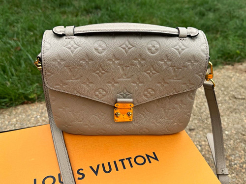 Louis vuitton pochette metis - vuitton,