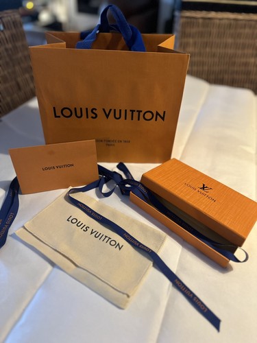Authentic louis vuitton - authentic,