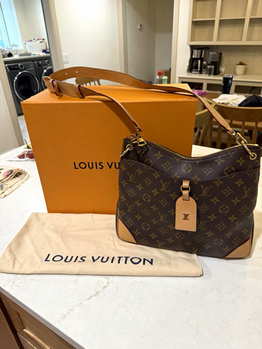 Louis vuitton monogram - louis,
