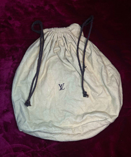 Louis vuitton beige drawstring - louis,