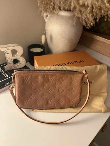 Louis vuitton pochette - vuitton,