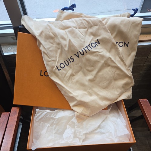 Louis vuitton box with dust - box,